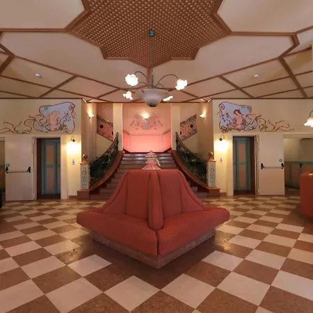 Palace Pontedilegno 3*