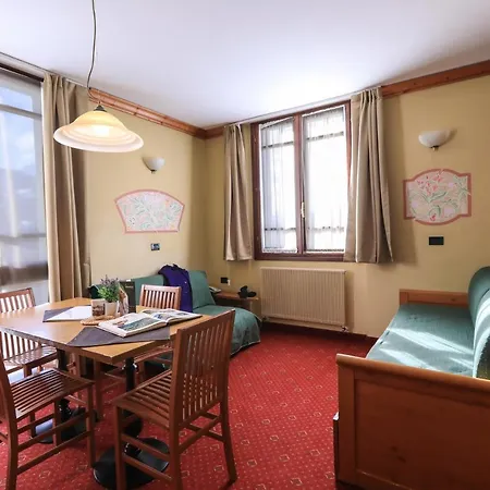 Palace Pontedilegno 3*