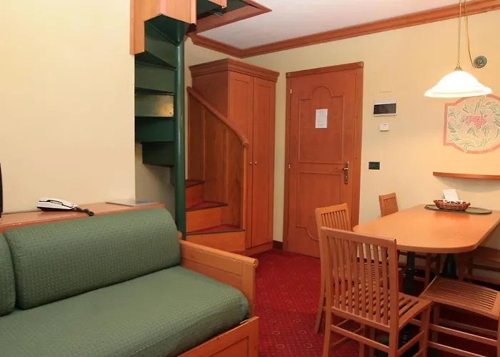 Palace Pontedilegno Aparthotel 3*